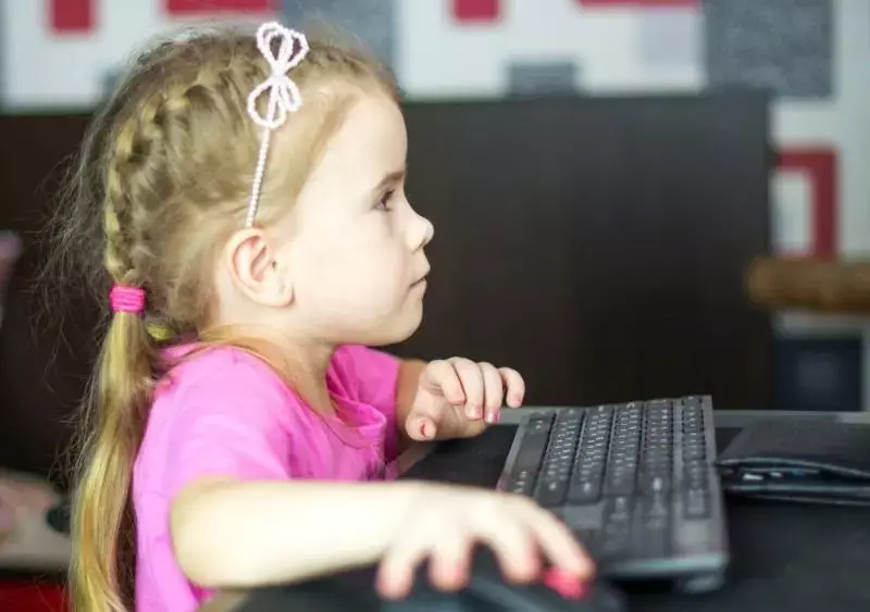 MA DCF Case Study: How a Mom’s Social Media Quickly Raised Concerns of Abuse and Neglect 3 MA DCF Case Study: How a Mom’s Social Media Quickly Raised Concerns of Abuse and Neglect 3